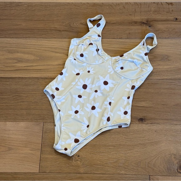 DO NOT BUY - Hold For @stephielea Zulu & Zephyr Paper Flower One Piece Swim Suit - Picture 4 of 14